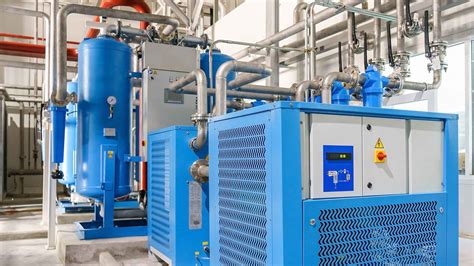 Compressed air drying and monitoring